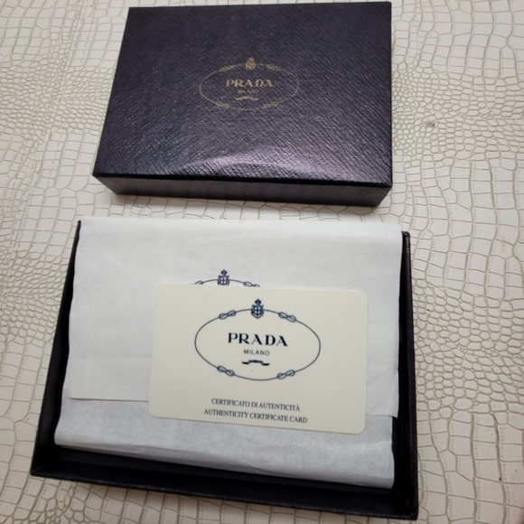 Prada Tessuto Walet Vintage *USED - Picture 2 of 10